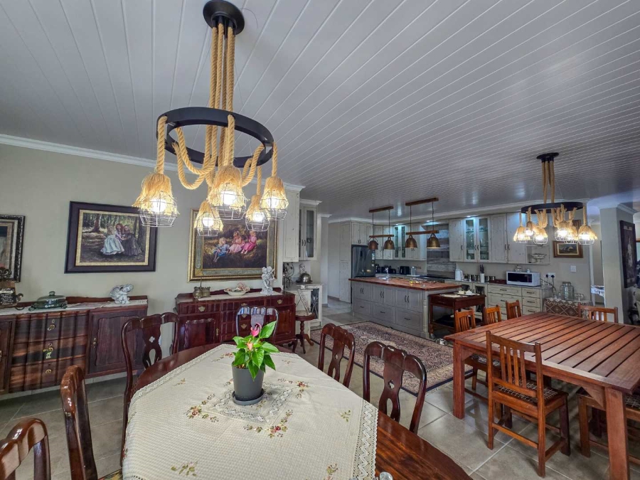 3 Bedroom Property for Sale in Stilbaai Wes Western Cape